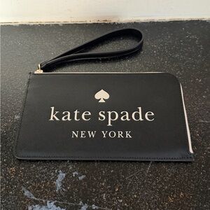Kate Spade New York Lucy Medium L-Zip Wristlet